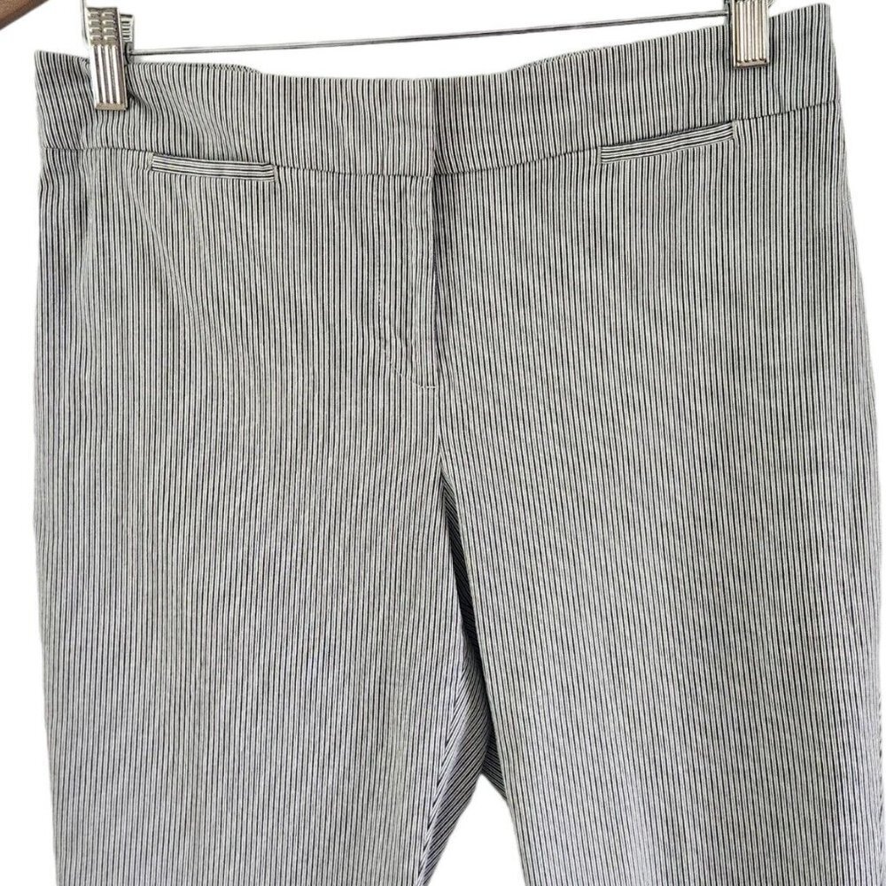 Talbots Signature Women Size 10P 10 Petite Black White Pinstripe Capri Crop Pant - Picture 2 of 6